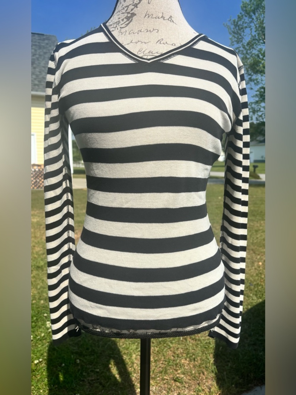 One Girl Who Black and White Striped V-Neck Long Sleeve Top